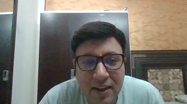 innocentboy1987 online show from March 19, 2025, 8:12 am