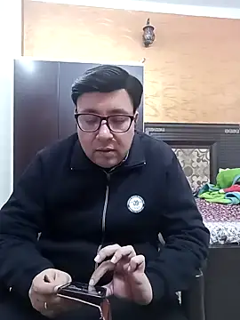 innocentboy1987 online show from March 3, 2025, 8:51 am