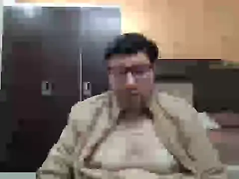 innocentboy1987 online show from February 18, 2025, 7:10 am