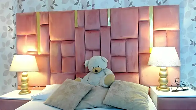 ArianaFranco online show from March 2, 2026, 1:51 pm