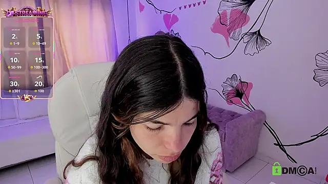 Isabela Fiorelli online show from July 25, 2026, 1:39 pm