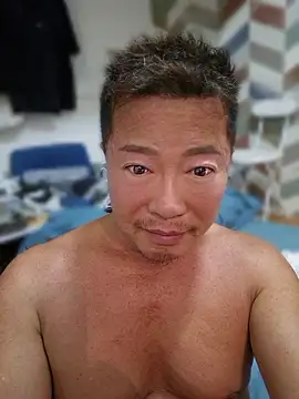 Snapshot of futomara chatting on June 19, 2026, 3:51 pm futomara online show from June 19, 2026, 3:51 pm