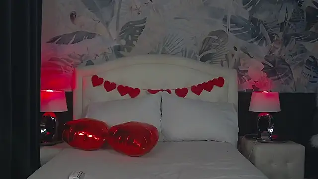 MaeveMoon online show from February 16, 2026, 6:28 pm