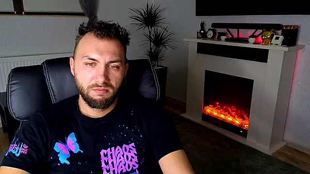 JamieNoxus online show from November 25, 2025, 6:25 am