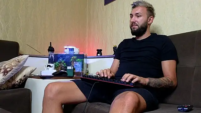 JamieNoxus online show from September 11, 2025, 5:18 am