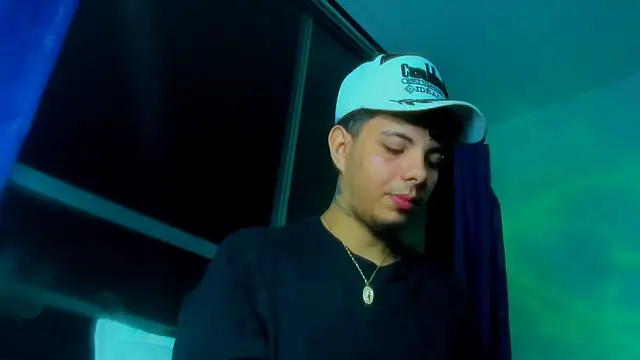 Alessandro 1610 online show from October 17, 2025, 4:27 am