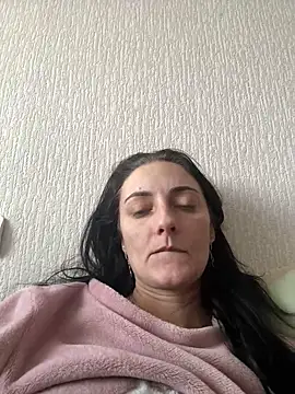 Snapshot of Miroslava1247 chatting on February 16, 2025, 7:37 am Miroslava1247 online show from February 16, 2025, 7:37 am