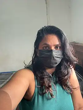 Snapshot of xxxsrilankagirl chatting on July 11, 2026, 10:15 am xxxsrilankagirl online show from July 11, 2026, 10:15 am