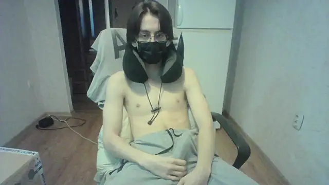 Snapshot of that_handsome_boy chatting on February 18, 2025, 6:26 am that handsome boy online show from February 18, 2025, 6:26 am