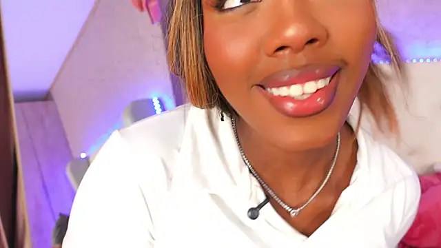 ThianaLopez online show from May 15, 2026, 8:29 pm