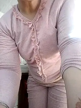 nouhaty online show from November 18, 2025, 9:56 am