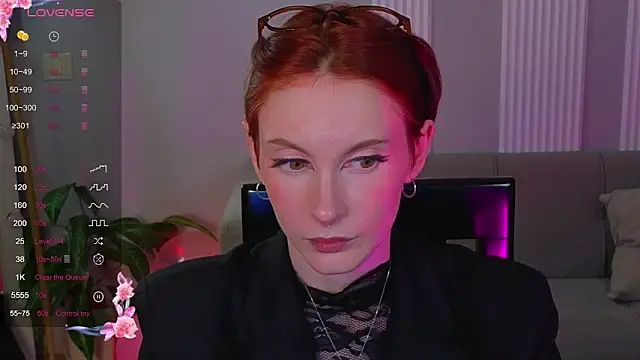 Snapshot of JoYung chatting on September 12, 2025, 6:51 pm JoYung online show from September 12, 2025, 6:51 pm