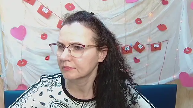 Miroslava Happi online show from March 16, 2025, 1:06 pm