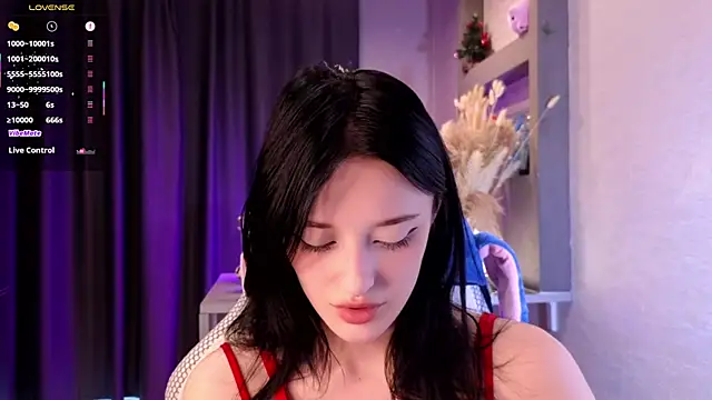 Hisoka akerley online show from July 9, 2026, 4:13 am