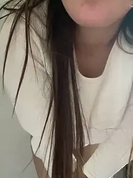 salma74779 online show from March 14, 2025, 5:24 pm