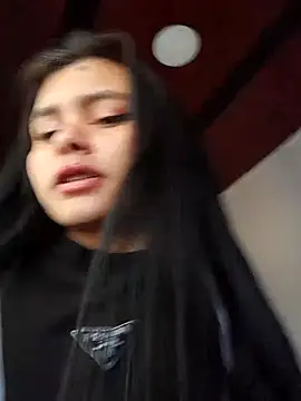 CHLOE ISABELL online show from September 13, 2025, 9:04 pm