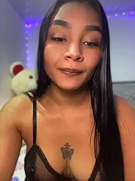 Lynda Bonnie online show from July 28, 2026, 7:50 pm
