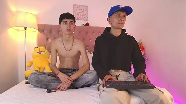 MaikyCooper online show from February 26, 2025, 11:19 pm