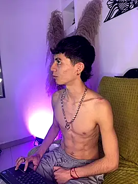 MaikyCooper online show from September 13, 2025, 8:09 pm