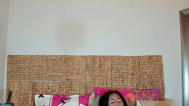 Jackiehmilf52 online show from March 25, 2026, 1:28 am