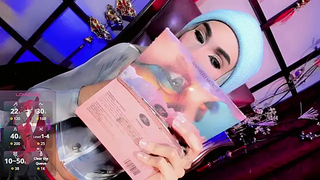 emelly horny  online show from April 11, 2026, 7:28 pm