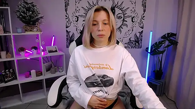 EllySunlover online show from February 9, 2025, 4:36 am