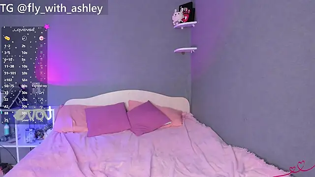 Snapshot of ashley_lovestory chatting on September 24, 2025, 5:58 am ashley lovestory online show from September 24, 2025, 5:58 am