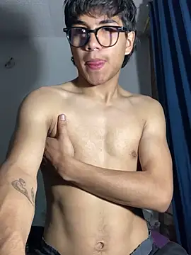 shadowsofgarden online show from March 21, 2025, 1:34 am