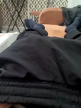 bigsevenkizlar online show from February 15, 2025, 1:27 pm