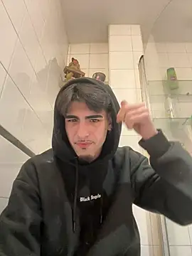 jovencitoboy21 online show from February 21, 2025, 2:48 pm