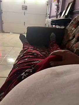 Latinbigass online show from January 8, 2026, 7:20 pm