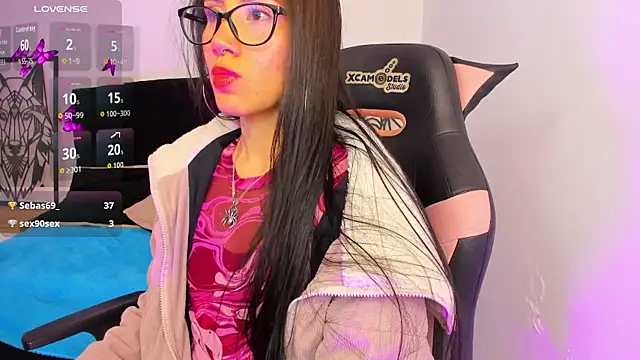 ximenagp online show from December 14, 2025, 5:24 am