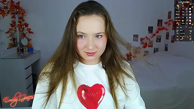 Snapshot of EmilyxxGraces chatting on September 27, 2025, 10:38 pm EmilyxxGraces online show from September 27, 2025, 10:38 pm