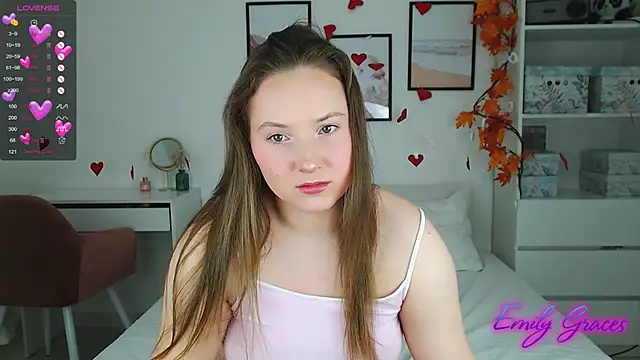 Snapshot of EmilyxxGraces chatting on February 27, 2025, 10:09 pm EmilyxxGraces online show from February 27, 2025, 10:09 pm