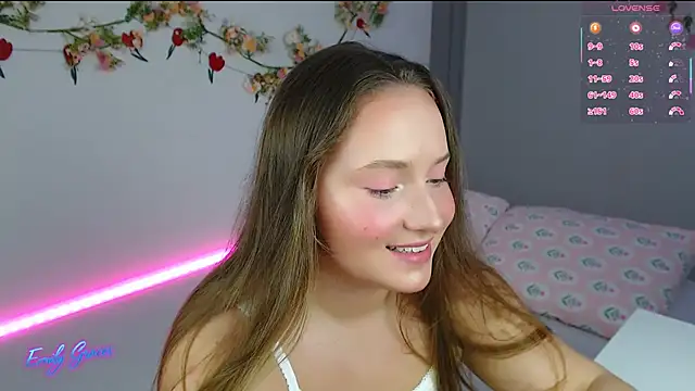 EmilyxxGraces online show from May 13, 2026, 11:45 pm