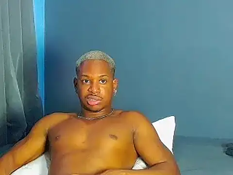 Snapshot of JackBlackone chatting on October 7, 2025, 1:34 pm JackBlackone online show from October 7, 2025, 1:34 pm