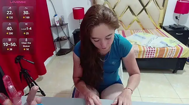 Snapshot of hikranshurt chatting on March 11, 2025, 3:36 am hikranshurt online show from March 11, 2025, 3:36 am