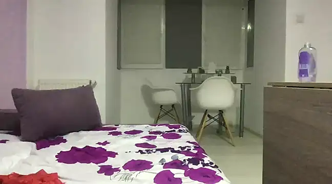 Snapshot of karllaa1234 chatting on February 25, 2025, 7:49 pm karllaa1234 online show from February 25, 2025, 7:49 pm