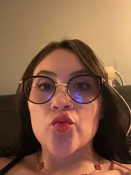 Snapshot of ValentinaOrtiz3 chatting on July 15, 2026, 12:39 am ValentinaOrtiz3 online show from July 15, 2026, 12:39 am