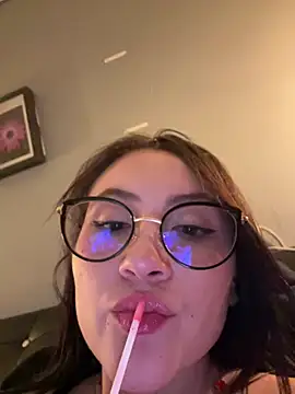 Snapshot of ValentinaOrtiz3 chatting on July 8, 2026, 3:08 am ValentinaOrtiz3 online show from July 8, 2026, 3:08 am