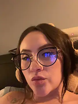 Snapshot of ValentinaOrtiz3 chatting on August 3, 2026, 3:25 am ValentinaOrtiz3 online show from August 3, 2026, 3:25 am