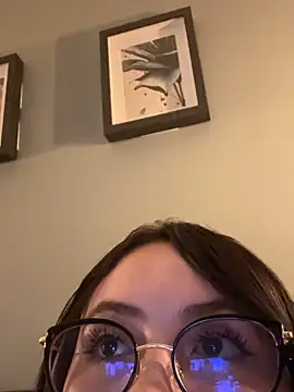 Snapshot of ValentinaOrtiz3 chatting on April 29, 2026, 3:21 am ValentinaOrtiz3 online show from April 29, 2026, 3:21 am