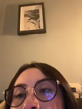Snapshot of ValentinaOrtiz3 chatting on May 14, 2026, 2:19 am ValentinaOrtiz3 online show from May 14, 2026, 2:19 am