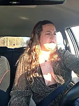 justtess online show from February 4, 2026, 9:37 am