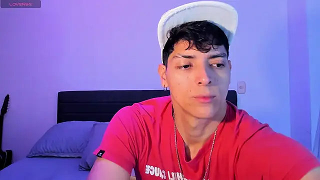 Snapshot of _JacobMiller__ chatting on January 6, 2026, 8:35 pm JacobMiller online show from January 6, 2026, 8:35 pm