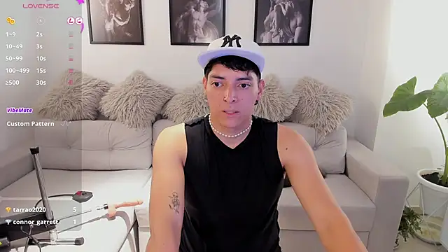 Snapshot of _JacobMiller__ chatting on February 10, 2025, 11:45 pm JacobMiller online show from February 10, 2025, 11:45 pm