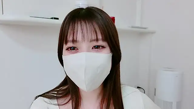 Snapshot of _momo_xoo chatting on February 14, 2025, 11:10 am momo xoo online show from February 14, 2025, 11:10 am