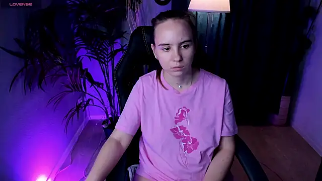 Lika 0ne online show from October 24, 2025, 10:03 am