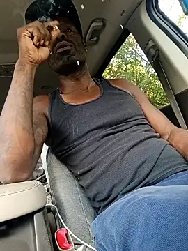 Snapshot of birdg chatting on October 2, 2025, 1:25 pm birdg online show from October 2, 2025, 1:25 pm