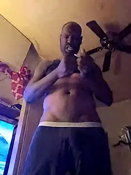 Snapshot of birdg chatting on December 2, 2025, 5:36 pm birdg online show from December 2, 2025, 5:36 pm